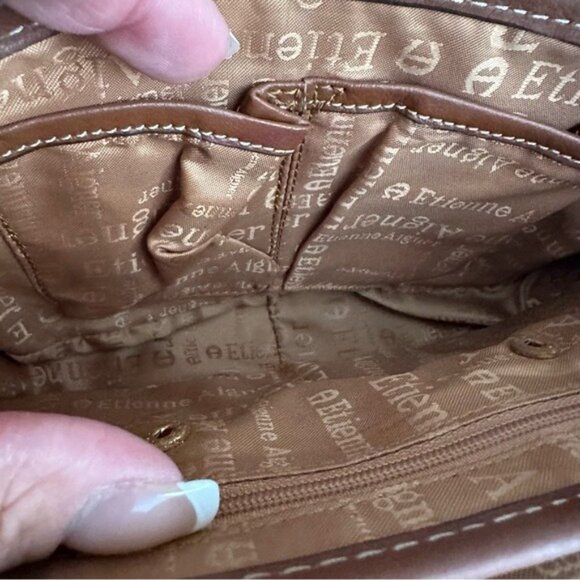 Etienne Aigner Brown Leather Bag Pocketbook Adjustable Strap Built-in Wallet VTG - Picture 11 of 13